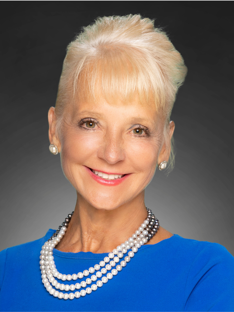 Image of Kelly Tomblin