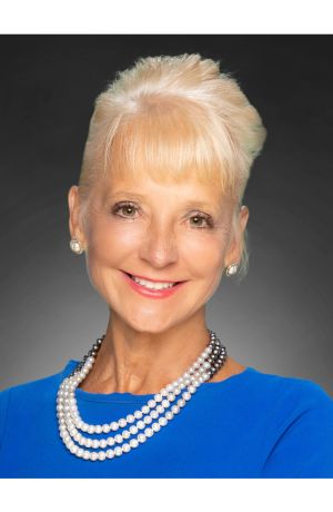 Image of Kelly Tomblin
